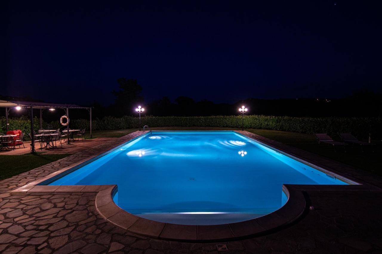 Agriturismo Il Sasso Ангьяри Экстерьер фото