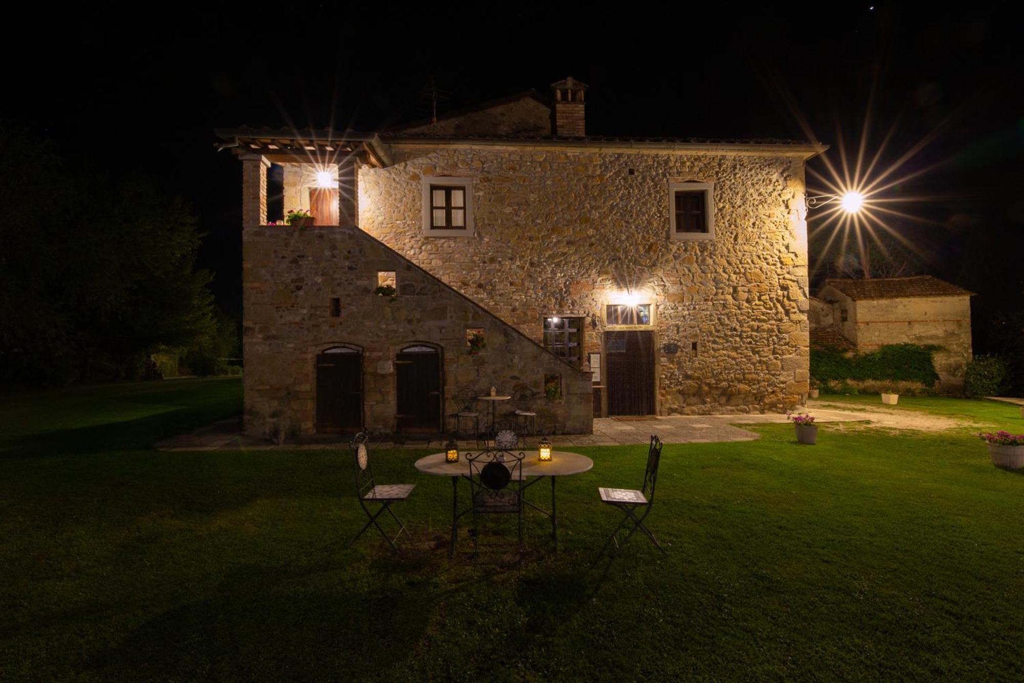 Agriturismo Il Sasso Ангьяри Номер фото