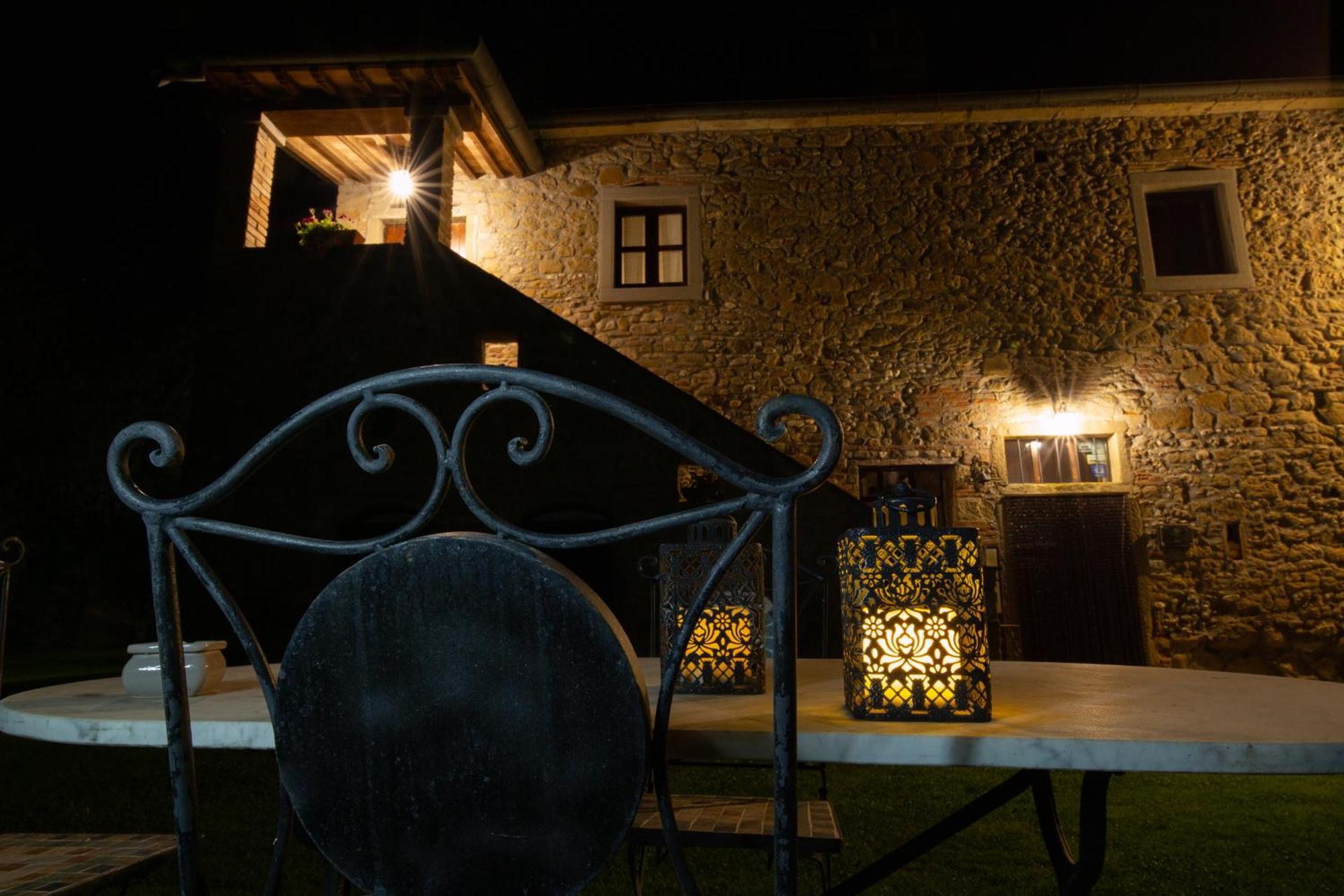 Agriturismo Il Sasso Ангьяри Экстерьер фото