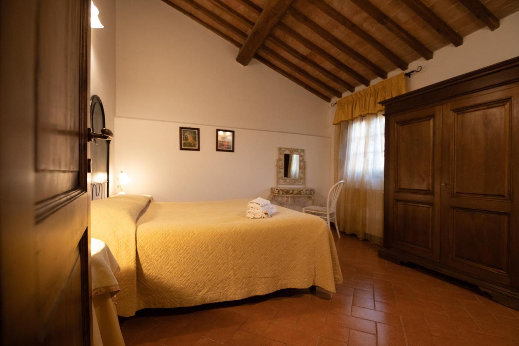 Agriturismo Il Sasso Ангьяри Номер фото