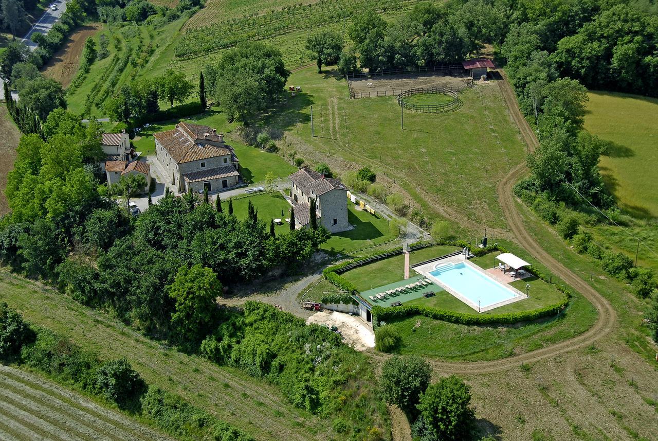 Agriturismo Il Sasso Ангьяри Экстерьер фото